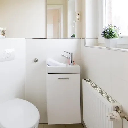 بيت للعطل Seeblick - Gemuetliche 60qm - 50m Zum Naturstrand - Mit Terrasse Und Grossem Garten *