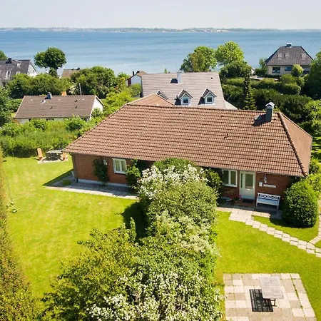 別荘 Seeblick Ii - Gemuetliche 60qm - Ganzes Haus - 50m Zum Naturstrand - Mit Terrasse Und Grossem Garten グリュックスブルク