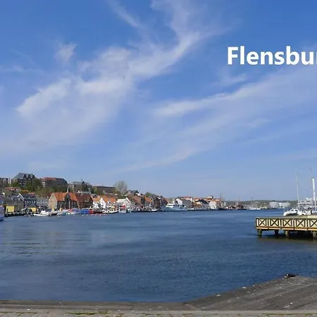 بيت للعطل Seeblick - Gemuetliche 60qm - 50m Zum Naturstrand - Mit Terrasse Und Grossem Garten Glücksburg
